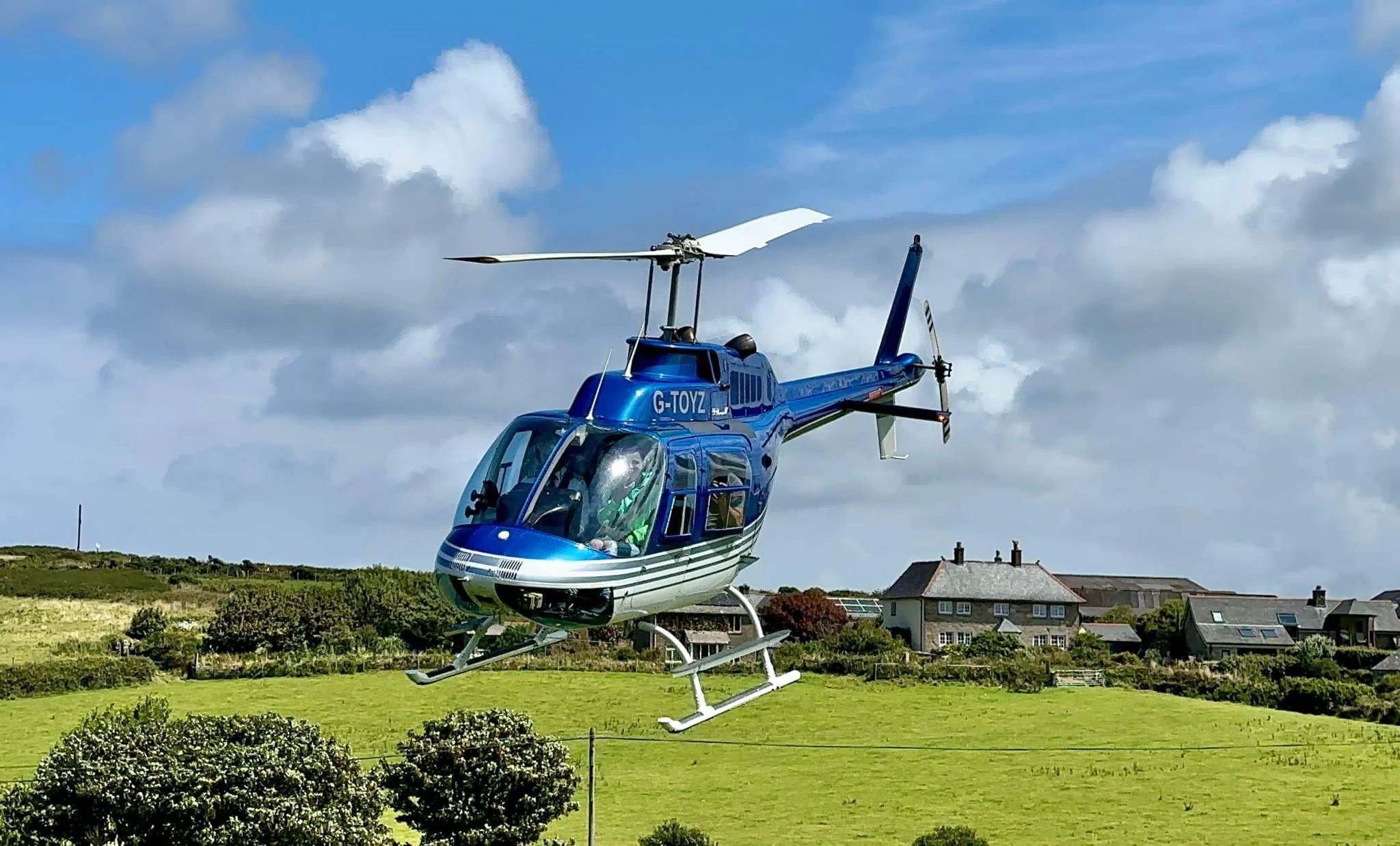 hELICOPTER